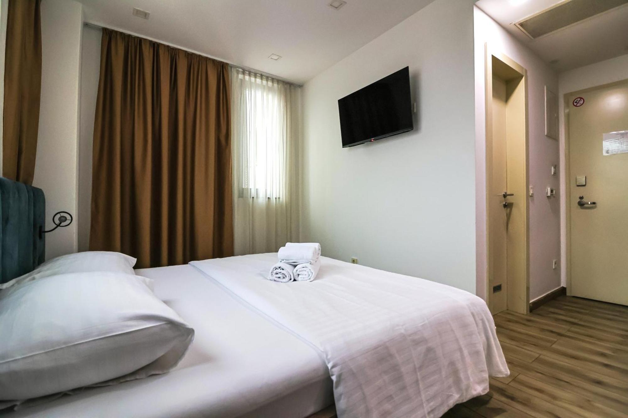 Hotel National Zagreb Eksteriør billede