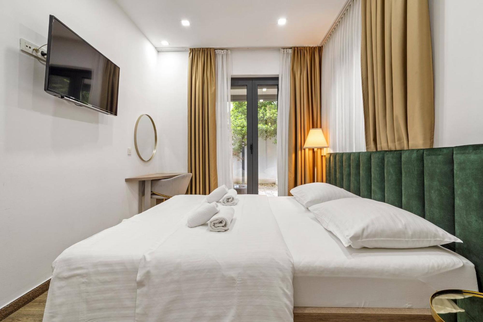 Hotel National Zagreb Eksteriør billede